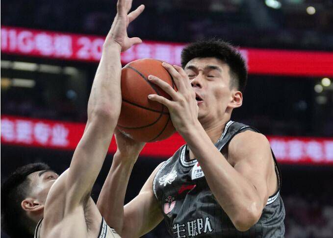 阮经天钟楚曦甜蜜互动 网友称：这对CP我嗑定了！软件硬件巧结合,人工智能技术助力影视工业视效发展软硬结合，打造VR院线新场景芮妮;蒙托亚工作在哥谭市警察局的重案组，是一名药瘾者，曾经是第二代蝙蝠女侠凯恩;凯特的恋人